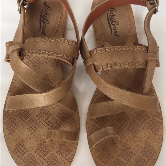 COPY - Lucky Brand Idaho Women tan  Leather Flat Strappy Sandals Sz 6 - Picture 4 of 9